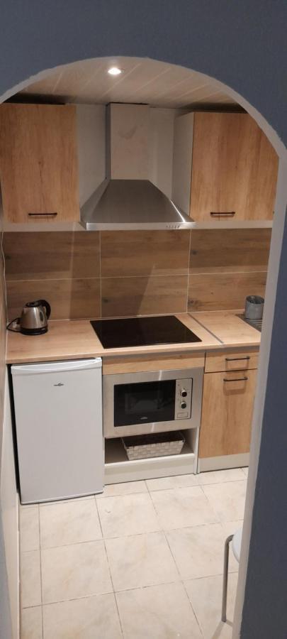 Tres Belle Appartement F1 Bis Perpignan Bagian luar foto